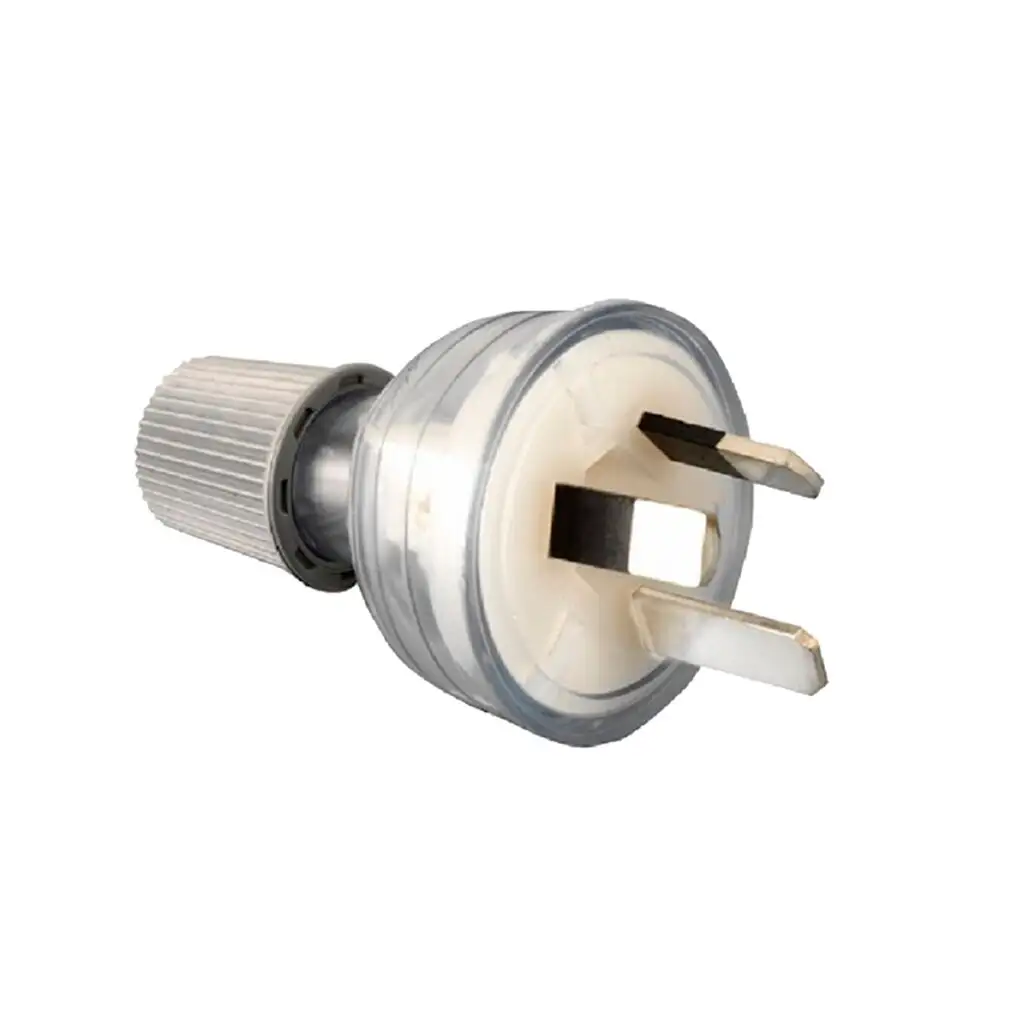 HPM 10A 3-Pin Standard Plug Top Clear